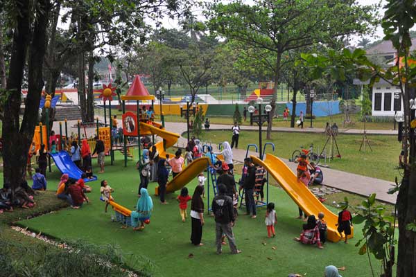 Taman Cibinong Situ Plaza
